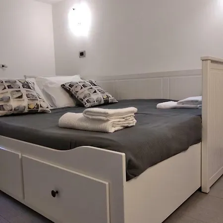Appartamento Casa Di Carlo E Vale *