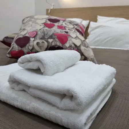 Appartamento Casa Di Carlo E Vale *